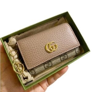 Gucci GG marmont leather key case